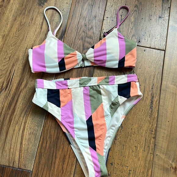 Billabong High Waist Bikini - Picture 1 of 12